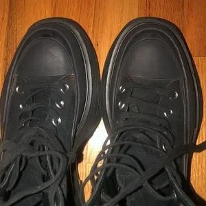 Alexander McQueen Shoes: Men\'s Tread Slick Boot in Black. size 39 (IT) 6 (USA). Alexander McQueen | Shoes | Alexander Mcqueen Shoes Mens  main image 4